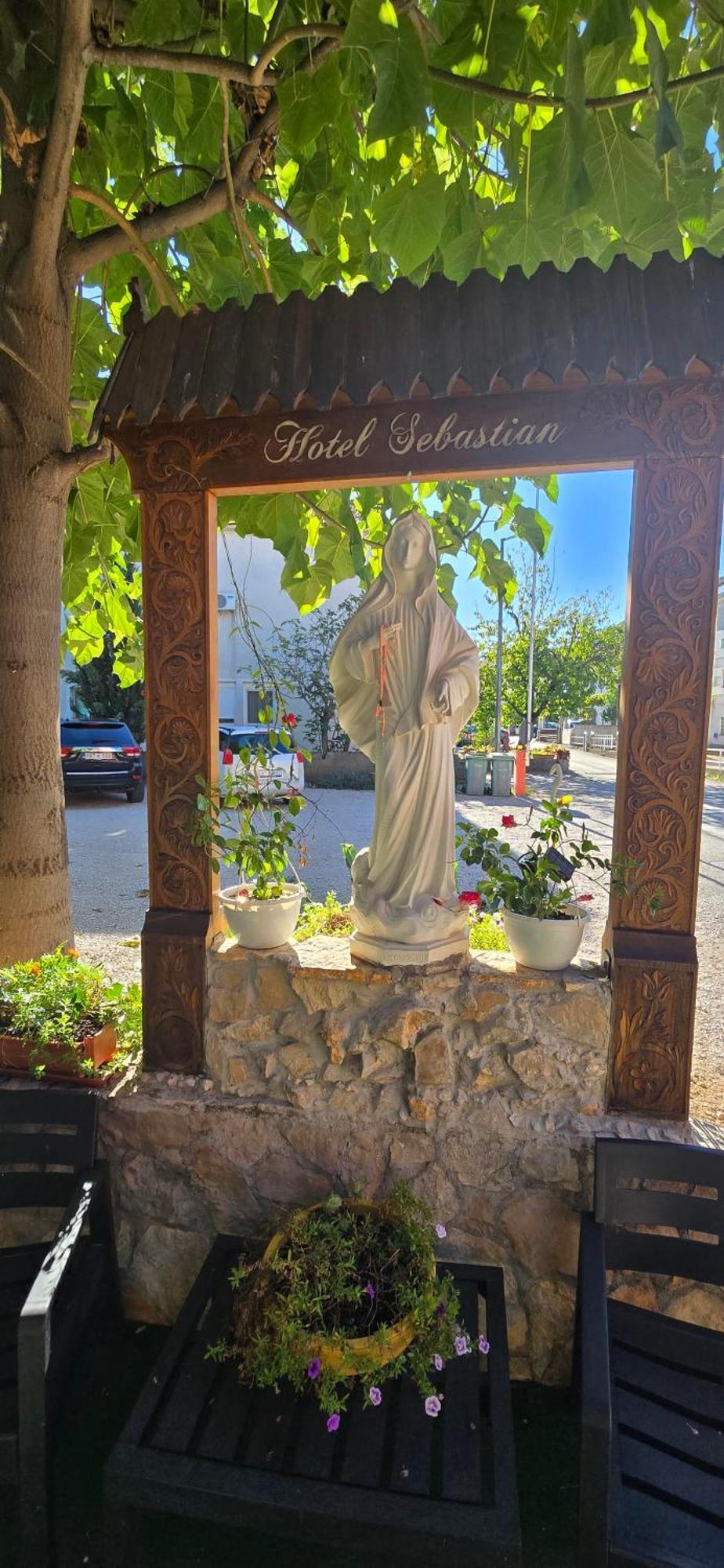 Hotel Sebastian Medjugorje Exterior photo